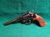 Smith & Wesson - MODEL 19-5. BLUED. 6 INCH BARREL. 6-SHOT DOUBLE ACTION. MINTY BORE! MFG. IN MID 80'S - .357 Magnum - 4 of 20