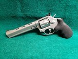 Taurus - TRACKER MODEL 991. STAINLESS. 6.5 INCH BARREL. DOUBLE ACTION. 9 SHOT. LARGE FRAME. MINTY BORE! VERY NICE! - .22 Magnum - 4 of 17