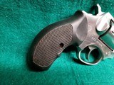 RUGER - SP101. DOUBLE ACTION. STAINLESS. 3" BARREL. 5-SHOT. GREAT REVOLVER W-NICE BORE! MFG. IN 1989 - .38 SPECIAL - 7 of 17