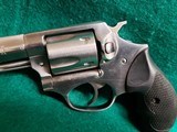 RUGER - SP101. DOUBLE ACTION. STAINLESS. 3" BARREL. 5-SHOT. GREAT REVOLVER W-NICE BORE! MFG. IN 1989 - .38 SPECIAL - 14 of 17