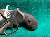 RUGER - SP101. DOUBLE ACTION. STAINLESS. 3" BARREL. 5-SHOT. GREAT REVOLVER W-NICE BORE! MFG. IN 1989 - .38 SPECIAL - 13 of 17