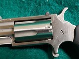North American Arms - PUG MINI REVOLVER. 5-SHOT. 1" BBL. W-WHITE DOT SIGHT. IN ORIGINAL HARD CASE W-CUSTOM LEATHER POCKET HOLSTER. - .22 MAGNUM - 10 of 21