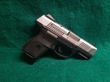 Ruger - SR9C. SUB-COMPACT CCW PISTOL. 3.5" BARREL. W-ONE 10 ROUND MAG. IN FACTORY CASE. NEAR MINT! - 9mm Luger - 2 of 21