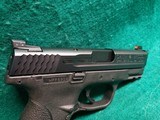 Smith & Wesson - M&P9C. COMPACT. 3.5" BARREL. IN ORIGINAL CASE. W-2 10 MAGS AND BACK STRAPS. TRIJICON HD NIGHT SIGHTS. NEAR NEW! - 9mm Luger - 17 of 23