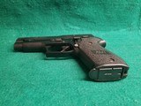 SIG SAUER - P220. MADE IN GERMANY. 4.5" BARREL. IN ORIGINAL CASE. W-ONE MAG. NICE BORE! - .45 ACP - 21 of 23