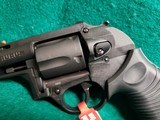 Taurus - 605 PROTECTOR POLY. 5-SHOT. 2 INCH BARREL. BRAND NEW IN BOX! GREAT LIGHTWEIGHT CARRY REVOLVER! - .357 Magnum - 19 of 22