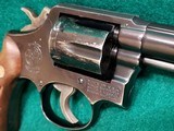 SMITH & WESSON - MODEL 10-6. BLUED. 4" PINNED HEAVY BARREL. NICE VINTAGE REVOLVER. MFG. CIRCA 1970'S - .38 SPECIAL - 10 of 17