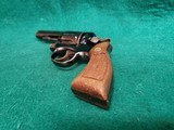 SMITH & WESSON - MODEL 10-6. BLUED. 4" PINNED HEAVY BARREL. NICE VINTAGE REVOLVER. MFG. CIRCA 1970'S - .38 SPECIAL - 17 of 17