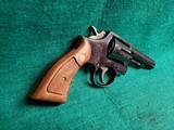 SMITH & WESSON - MODEL 10-6. BLUED. 4" PINNED HEAVY BARREL. NICE VINTAGE REVOLVER. MFG. CIRCA 1970'S - .38 SPECIAL - 2 of 17