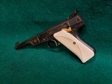 COLT - WOODSMAN. MATCH TARGET. 1ST SERIES. ENGRAVED BY JIM SORNBERGER W-GOLD INLAYS. CHECKERED IVORY GRIPS. STUNNING PISTOL! MFG. IN 1939 - .22 LR - 5 of 17