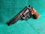 LLAMA - COMANCHE. DOUBLE ACTION REVOLVER. BLUED. 4" BARREL. NICE BORE! MFG. IN 1976 - .357 MAGNUM - 6 of 19