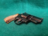 SMITH & WESSON - MODEL 19-4. BLUED. 2.5" BARREL. PINNED AND RECESSED. BEAUTIFUL GUN! MFG. IN 1980 - .357 MAGNUM - 9 of 19