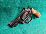 SMITH & WESSON - MODEL 19-4. BLUED. 2.5" BARREL. PINNED AND RECESSED. BEAUTIFUL GUN! MFG. IN 1980 - .357 MAGNUM - 5 of 19
