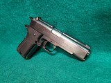 LLAMA - 1911 STYLE. BLUED. 4" BARREL. W-MAGAZINE. VERY GOOD CONDITION. MINTY BORE! MFG. IN 1988 - 9MM LUGER - 2 of 16