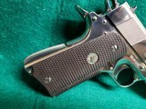 COLT - 1911 GOVERNMENT. SERIES 80. W-MAG. *RARE FACTORY ULTIMATE BRIGHT STAINLESS FINISH* MFG. IN 1996. IN CASE. VERY NICE! - .45 ACP - 13 of 19