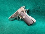 COLT - 1911 GOVERNMENT. SERIES 80. W-MAG. *RARE FACTORY ULTIMATE BRIGHT STAINLESS FINISH* MFG. IN 1996. IN CASE. VERY NICE! - .45 ACP - 6 of 19