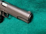 COLT - 1911. M1991A1. SERIES 80 GOVERNMENT MODEL. 5" BBL. S&A ONE PIECE MAGWELL. W-ONE MAG. MINTY BORE! MFG. IN 1998 - .45 ACP - 8 of 17