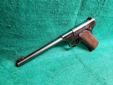 COLT - WOODSMAN. 1ST SERIES. 6.5" BARREL. NEAR MINT IN ORIGINAL BOX W-PAPERS. MFG. IN 1936 - .22 LR - 5 of 23