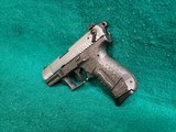 Walther - MODEL P22. GRAY STRIPED FRAME. W-ONE MAGAZINE. 3.25 INCH BARREL. NICE BORE! - .22 LR - 6 of 21
