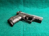 Walther - MODEL P22. GRAY STRIPED FRAME. W-ONE MAGAZINE. 3.25 INCH BARREL. NICE BORE! - .22 LR - 18 of 21