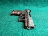 Walther - MODEL P22. GRAY STRIPED FRAME. W-ONE MAGAZINE. 3.25 INCH BARREL. NICE BORE! - .22 LR - 20 of 21
