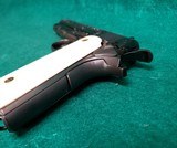 COLT - NAVY MODEL 1911. PRE-WAR. US PROPERTY MARKED. VERY RARE PRODUCTION. MFG. IN 1913. HAND ENGRAVED W-REAL IVORY GRIPS - .45 ACP - 16 of 25