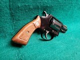 SMITH & WESSON - MODEL 37. AIRWEIGHT REVOLVER. BLUED. 1.78" BBL. VERY NICE! MFG. IN 1981 - .38 SPECIAL - 2 of 17