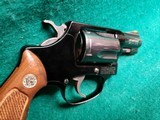 SMITH & WESSON - MODEL 37. AIRWEIGHT REVOLVER. BLUED. 1.78" BBL. VERY NICE! MFG. IN 1981 - .38 SPECIAL - 8 of 17