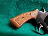 SMITH & WESSON - MODEL 37. AIRWEIGHT REVOLVER. BLUED. 1.78" BBL. VERY NICE! MFG. IN 1981 - .38 SPECIAL - 7 of 17