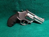 SMITH & WESSON - MODEL 686-6 PLUS*. 7-SHOT. STAINLESS. 3" BBL. W-CASE. VERY NICE! - .357 MAGNUM - 2 of 19