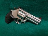 SMITH & WESSON - MODEL 686-6 PLUS*. 7-SHOT. STAINLESS. 3" BBL. W-CASE. VERY NICE! - .357 MAGNUM - 3 of 19