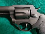 TAURUS - MODEL 82. DOUBLE ACTION. 4" BBL. BLACK. W-FACTORY BOX. MFG. IN 2019. NEAR NEW - .38 SPECIAL - 18 of 18
