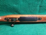 Weatherby - MARK V LEFT HAND - JAPAN MADE. 24 INCH PORTED BARREL. BLUED. W-BUEHLER RINGS. GORGEOUS RIFLE! MINTY BORE! - .300 Weatherby Magnum - 16 of 21