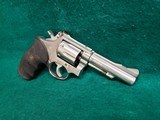 SMITH & WESSON - MODEL 67. STAINLESS. 4" PINNED BBL. NICE GUN W-GREAT BORE! MFG. IN 1974 - .38 SPL - 3 of 17