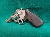 SMITH & WESSON - MODEL 67. STAINLESS. 4" PINNED BBL. NICE GUN W-GREAT BORE! MFG. IN 1974 - .38 SPL - 6 of 17