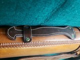 SIXKILLER CUSTOM HIGH QUALITY TOOLED LEATHER RIFLE/SHOTGUN SCABBARD BY W. OSTIN. 39 INCHES LONG - 10 of 12