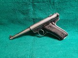 RUGER - STANDARD AUTO. MARK I. 200TH YEAR OF AMERICAN LIBERTY. 6" BBL. W-1 MAGAZINE. NICE BORE! MFG. IN 1976.
- .22 LR - 4 of 16
