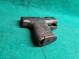 SMITH & WESSON - M&P40 SHIELD. SINGLE STACK. SUB-COMPACT CARRY PISTOL. W-1 MAG. NEAR MINT! - .40 S&W - 10 of 15