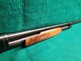 WINCHESTER - MODEL 12. 28" BBL. AMAZING ENGLISH WALNUT STOCK. ORIGINAL FINISH AND MINTY BORE! MFG. IN 1957 - 20 GA - 16 of 23