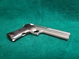 SMITH & WESSON - MODEL 2206. STAINLESS STEEL. 6" BBL. W-MAG. NEAR MINT W-CHERRY BORE! CIRCA MID 1990'S - .22 LR - 16 of 16