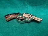 SMITH & WESSON - MODEL 36 CHIEFS SPECIAL. FACTORY NICKEL. 1.75" BBL. 5-SHOT. GREAT CONDITION! - .38 SPECIAL - 11 of 19