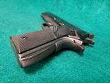 COLT - GOVERNMENT MODEL 1911. MK IV/SERIES' 70. BLUED. 5" BBL. W/MAG. VERY NICE! MFG. IN 1977 - .45 ACP - 13 of 17