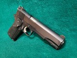 COLT - GOVERNMENT MODEL 1911. MK IV/SERIES' 70. BLUED. 5" BBL. W/MAG. VERY NICE! MFG. IN 1977 - .45 ACP - 3 of 17
