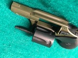 CHARTER ARMS-UNDERCOVER-.38 SPL - 12 of 26