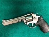 TAURUS-MODEL 66-357 MAGNUM-STAINLESS - 3 of 7