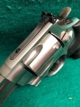 SMITH & WESSON 629-6 .44 MAGNUM CALIBER - 7 of 11