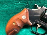 SMITH & WESSON MODEL 36-3 LADYSMITH .38 SPECIAL CALIBER - 6 of 11
