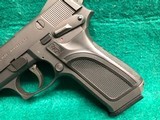 BROWNING BDM 9MM CALIBER - 5 of 11