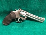 SMITH & WESSON MODEL 686 .357 MAGNUM - 17 of 22