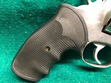 SMITH & WESSON MODEL 686 .357 MAGNUM - 21 of 22